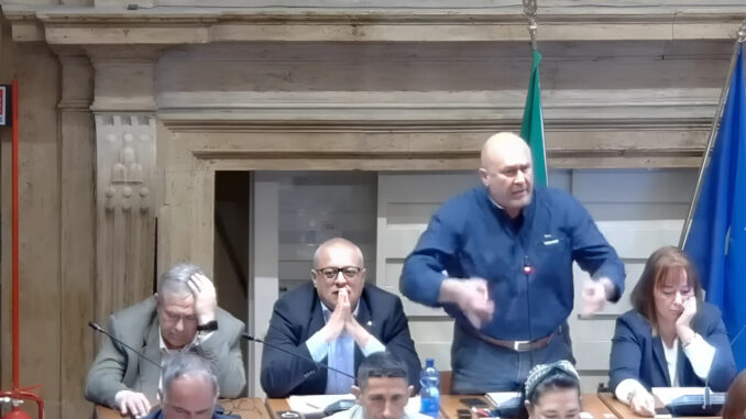 Sindaco Bandecchi [Video] Annuncia: Non Si Ricandiderà tra Cinque Anni