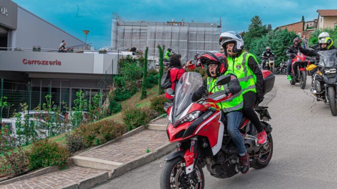 #WeRideAsOne fa il giro del mondo comunity Ducati. Ph. Paolo Lazzaroli