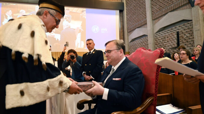 Reid Hoffman Riceve il Dottorato Honoris Causa Università Perugia ph. G.B