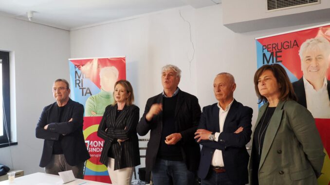 Massimo Monni inaugura la nuova sede elettorale in via Mario Angeloni a Perugia