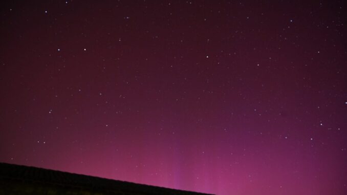 Effetto Aurora Boreale sui Cieli dell'Umbria