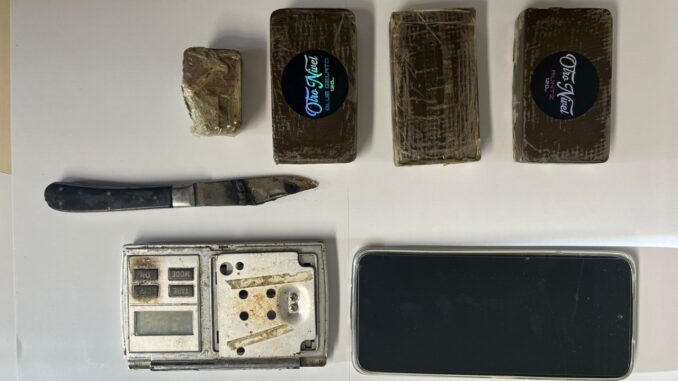 Sorpreso con oltre 300 grammi di hashish. I Carabinieri arrestano un trentaduenne