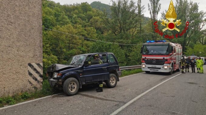 Persona ferita dopo un incidente, trasportata in ospedale con Nibbio