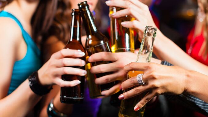 Niente alcol, bevande in vetro e lattina in Centro e Fotivegge