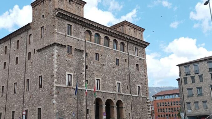 Agcom multa comune Terni per violazione normativa elettorale