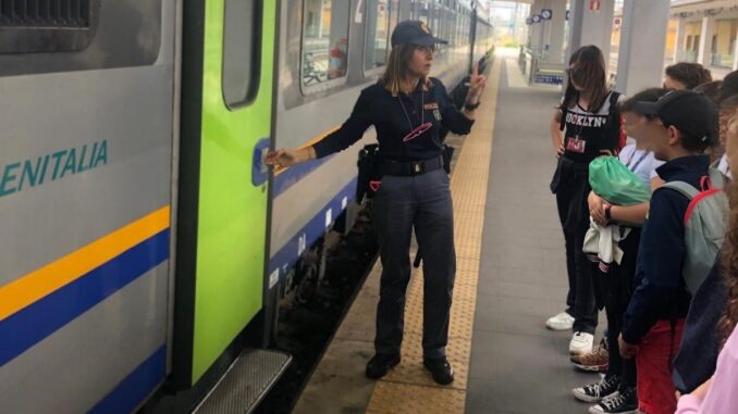 La Polizia di Stato incontra i ragazzi delle scuole