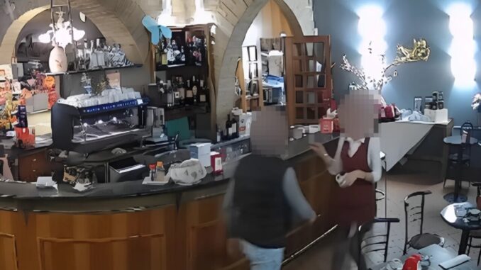 Rapina bar a Santa Maria degli Angeli, per il 39enne si aprono le porte del carcere