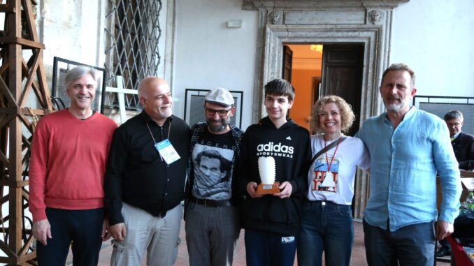 Alexandro Beliman trionfa al primo torneo internazionale di scacchi