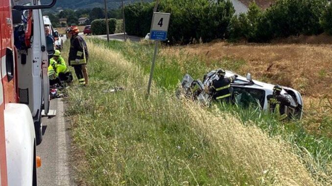Incidente mortale tra Costano e Bettona: una vittima e un ferito grave