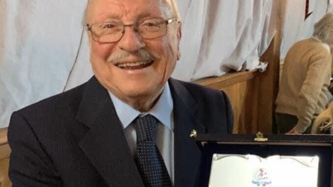 Vespa Club Perugia in lutto: è morto il Presidente Onorario Luciano Passerini