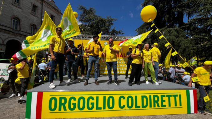 "Basta Cinghiali": Coldiretti mobilita 3000 agricoltori a Perugia
