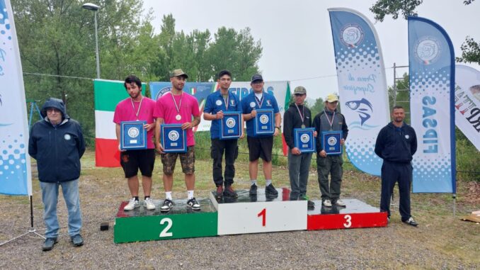 Laura Barluzzi trionfa nel Campionato Italiano di carpfishing