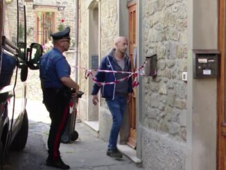 Bimba di cinque anni accoltellata dal padre: seconda operazione per evitare gravi danni