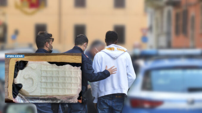 Arrestato a Bastia Umbra con oltre un chilo di cocaina