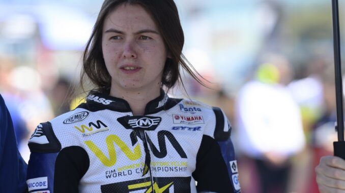 Secondo Round del World WCR: Jessica Howden Ritorna in Pista