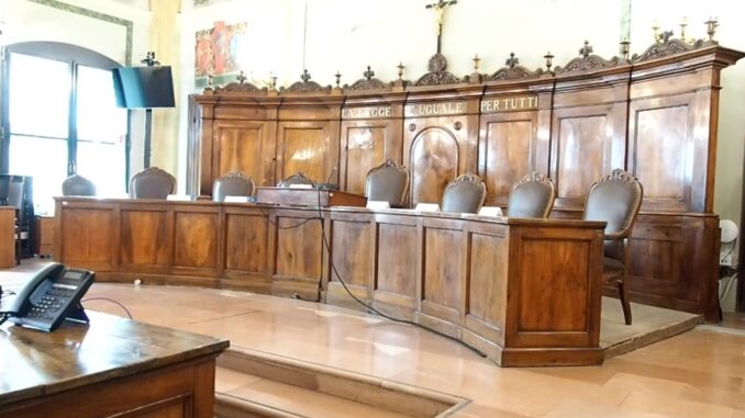 Due ex dipendenti Busitalia condannati per centomila euro spariti