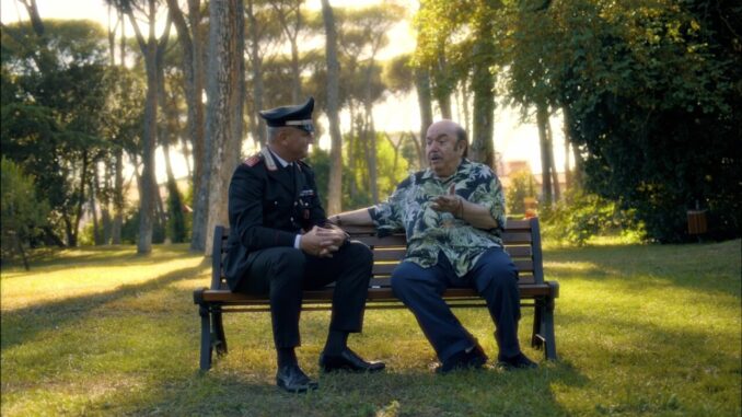 Lino Banfi si unisce all'Arma dei Carabinieri per combattere le truffe agli anziani
