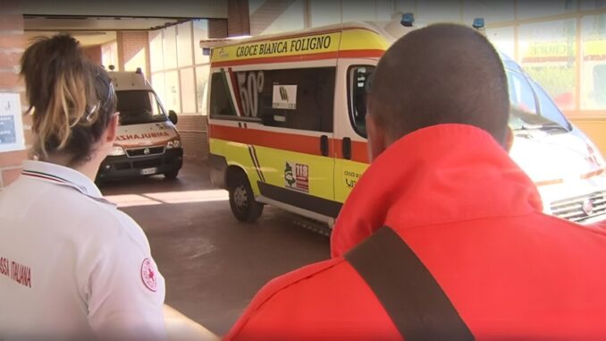 Incidente Stradale in Via Fiamenga: Traffico in Tilt, Nessuna Vittima
