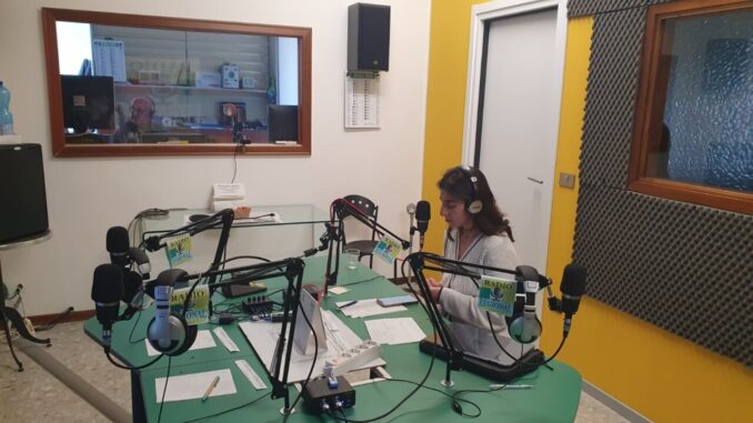 Madeleine: Un Nuovo Programma Radiofonico per Regional Radio