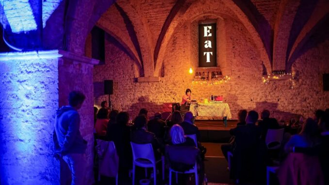 "Eat - Enogastronomia a Teatro" cerca spettacoli sul food