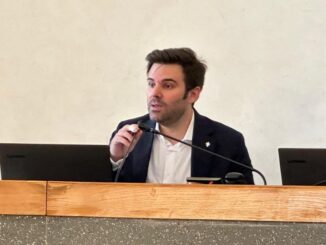 Barriere antirumore e futuro centro infanzia al centro del dibattito.