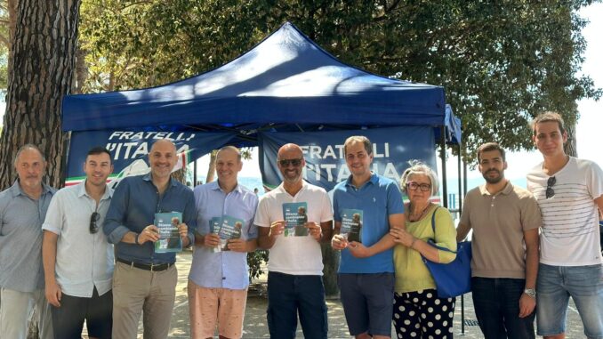 Gazebo informativo Fratelli d’Italia a Passignano, le 4 riforme del Governo Meloni
