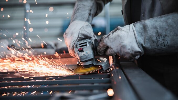 Economia umbra tra luci e ombre: il report su Perugia e Terni