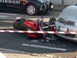 Incidente a Santa Maria degli Angeli, scontro auto-moto, morto un 53enne di Cannara