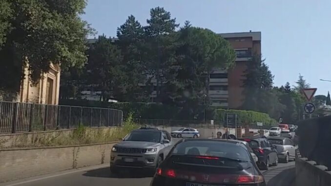 Traffico a Ponte San Giovanni: una crisi senza fine