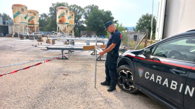 Forestali sequestrano area di verniciatura abusiva a Narni