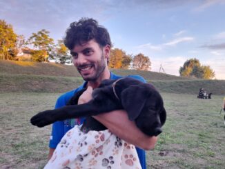 Achille, mascotte e futuro assistente per una bambina con disabilità