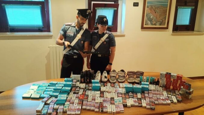 Colpo fallito al centro commerciale: due arresti 