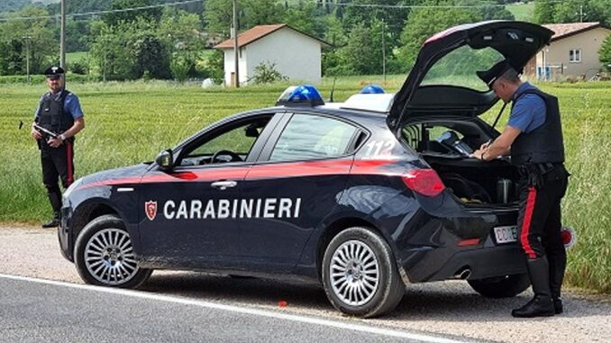 Carabinieri e automobilisti, denunce per guida in ebbrezza e armati