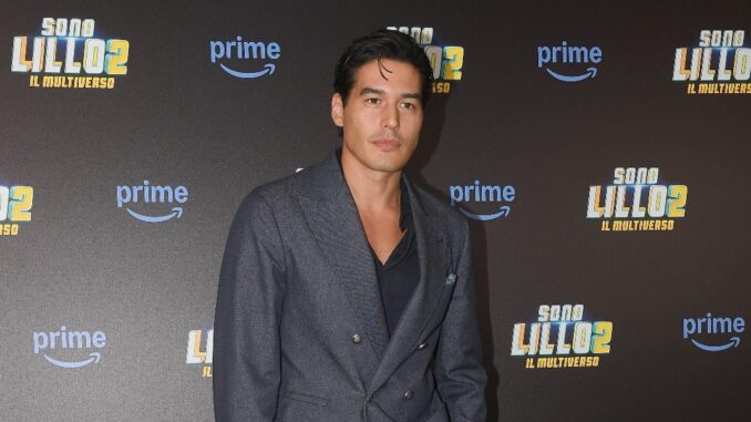 Cristiano Caccamo indossa un Cucinelli al Cinema Giulio Cesare