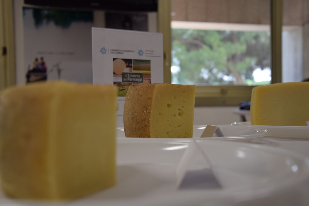 Il formaggio umbro torna con la Rassegna “L’Umbria dei Formaggi”