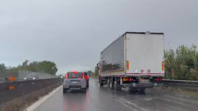 Pioggia e traffico paralizzano Perugia
