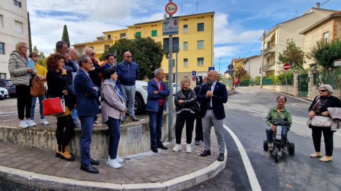 Perugia: Nuova targa “Città 30” in via del Bellocchio