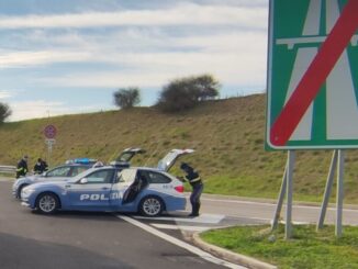 Truffa anziani smascherata, arresti dopo blitz sull’A1