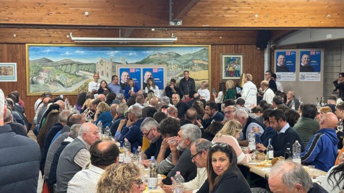 Mille presenti alla cena elettorale di Stefano Pastorelli, c'era Donatella Tesei