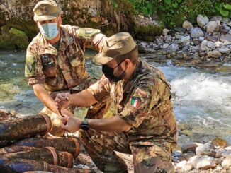 Ordigno bellico riaffiora dal Tevere, area isolata dai carabinieri