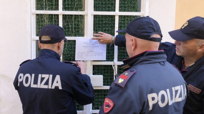Chiusura di un esercizio commerciale a Terni per 10 giorni 