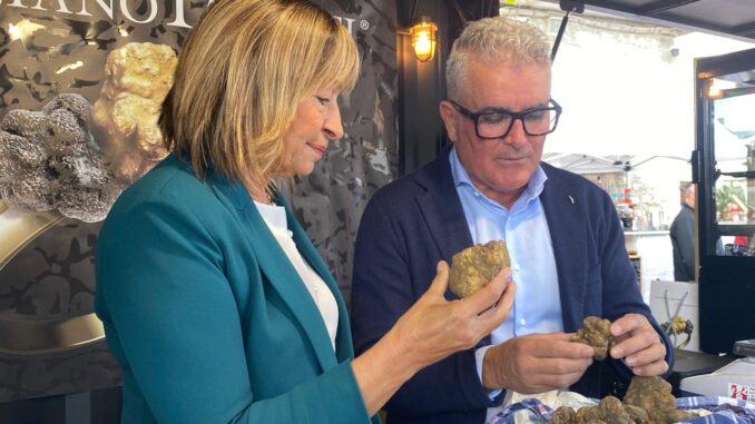 Inaugurata la Mostra Mercato del Tartufo e della Patata Bianca