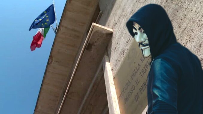 Hacker arrestato, aveva password di 46 magistrati, anche Perugia 