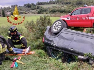 Incidente stradale sulla SS 728: un'auto ribaltata