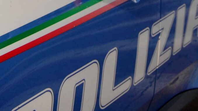 Polizia di Stato ferma un gambiano in possesso di droga
