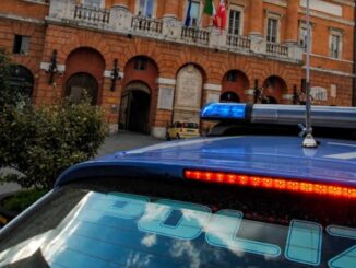 Denunciato 42enne per furto di profumo in centro a Foligno