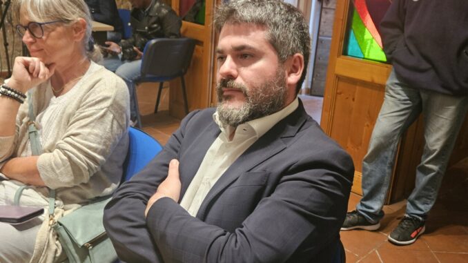 Ospedale Terni, De Luca: "Letti in corsia spariscono con le elezioni"