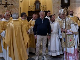 Tajani incontra la comunità francescana a Perugia