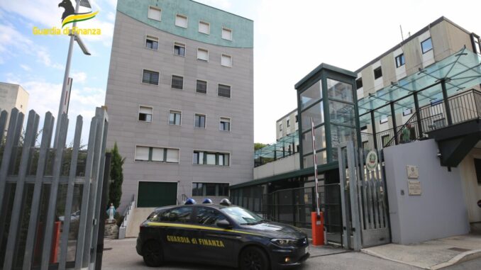 Indagine su ex giudice di Perugia, perquisizioni a tre avvocati