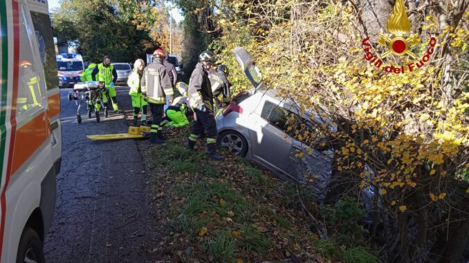 Incidente a Città di Castello, due feriti in via Aretina